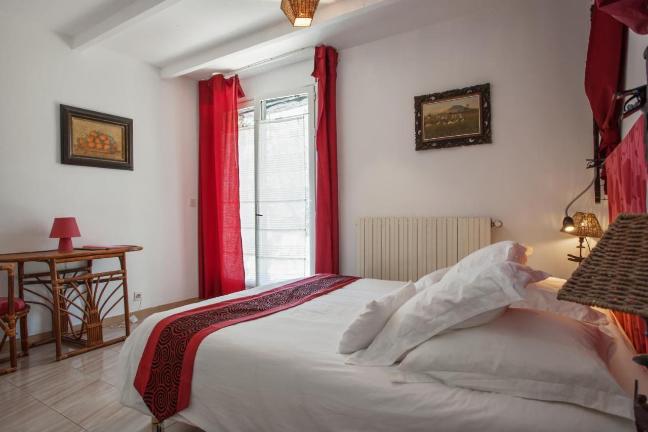 Chambre D'Hotes La Cascade Courmes Zewnętrze zdjęcie